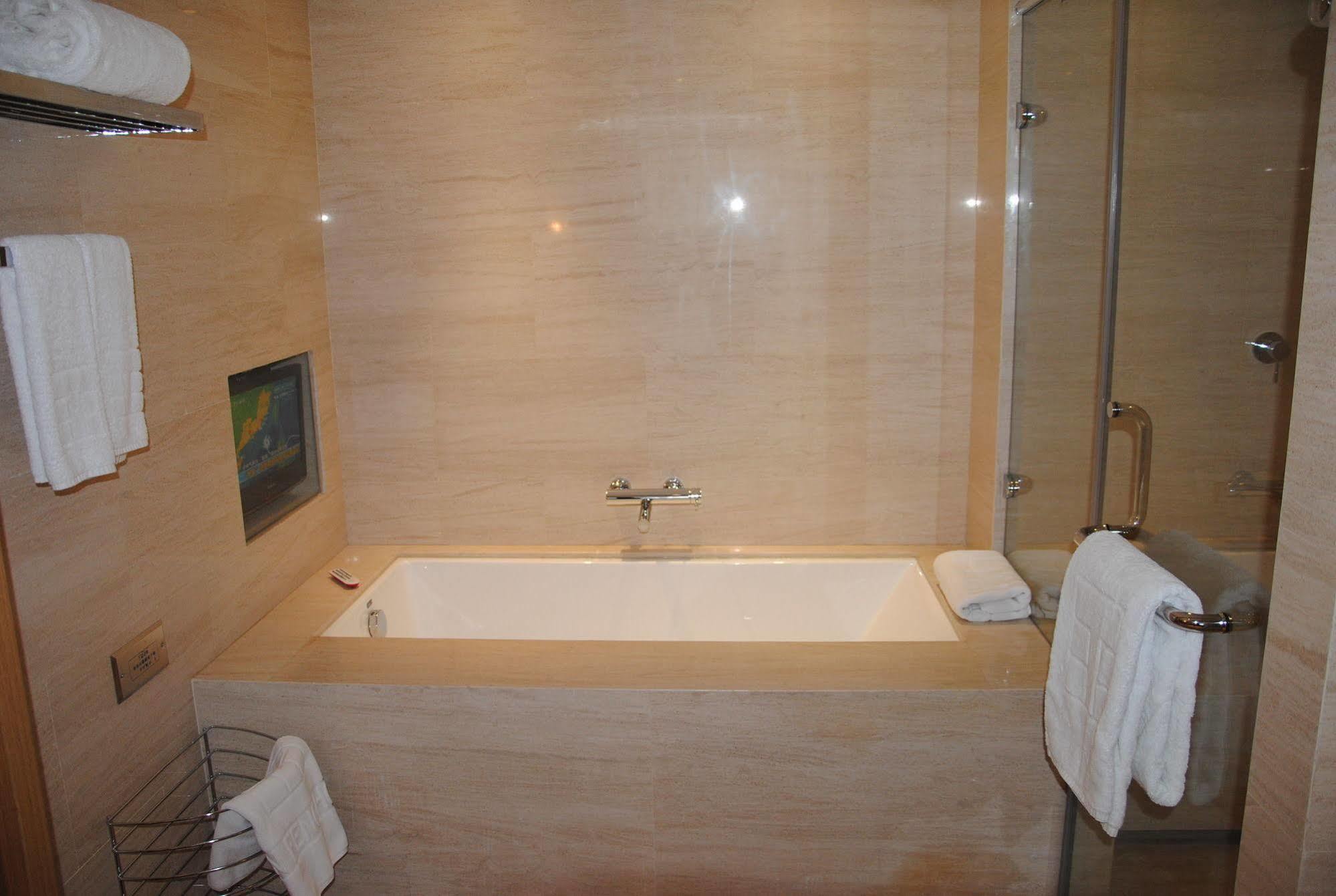 Shenyang Tianfeng International Hotel Экстерьер фото